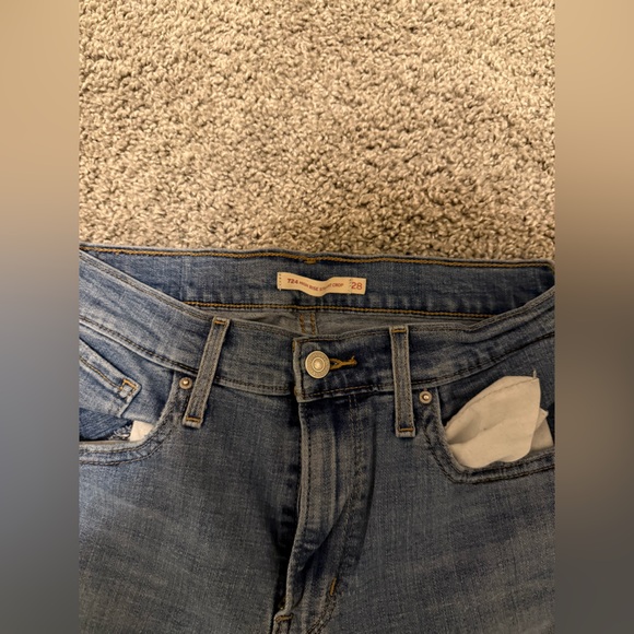Distressed High Rise Straight Crop Lightwash Levi’s Women’s Size 28 - Picture 2 of 4